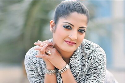 অকালে চলে গেলেন জনপ্রিয় অভিনেত্রী! অকালে চলে গেলেন জনপ্রিয় অভিনেত্রী!