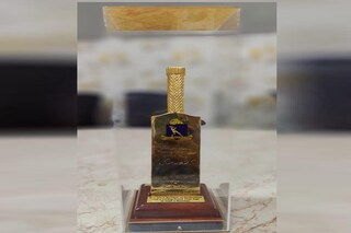 সোনার  ব্যাট পাবেন বিরাট কোহলি 