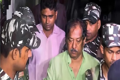 জ্যোতিপ্রিয় মল্লিক। 