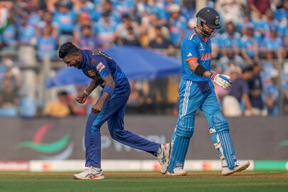 মুম্বইতে সচিনকে ধরা হল না কোহলির (Photo Courtesy- AP)