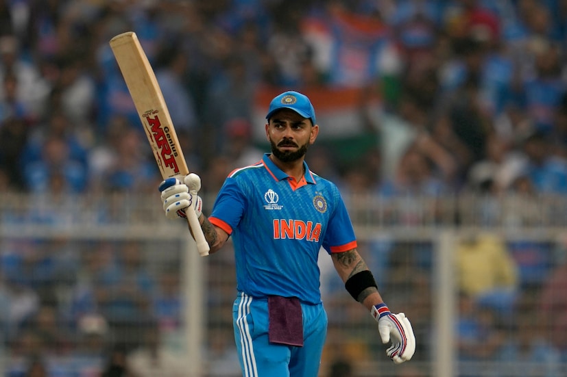 দক্ষিণ আফ্রিকার বিরুদ্ধে ভারতীয় ব্যাটারদের মধ্যে সবথেকে বেশি রান রয়েছে সচিন তেন্ডুলকরের। মাস্টার ব্লাস্টারের পর ভারতের দ্বিতীয় ব্যাটার হিসেবে প্রোটিয়াদের বিরুদ্ধে ৩ হাজারের বেশি রান করার রেকর্ড গড়লেন বিরাট কোহলি।     (Photo Courtesy- AP)