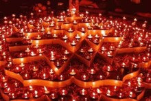 কার্তিক পূর্ণিমায় দেব দীপাবলি! জানুন এই তিথিতে কী করলে জীবন আলোকিত হবে ধনসম্পদে