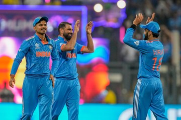 Mohammed Shami: শ্রীলঙ্কার বিরুদ্ধে আগুনে স্পেলে ৫ রেকর্ড গড়লেন মহম্মদ শামি