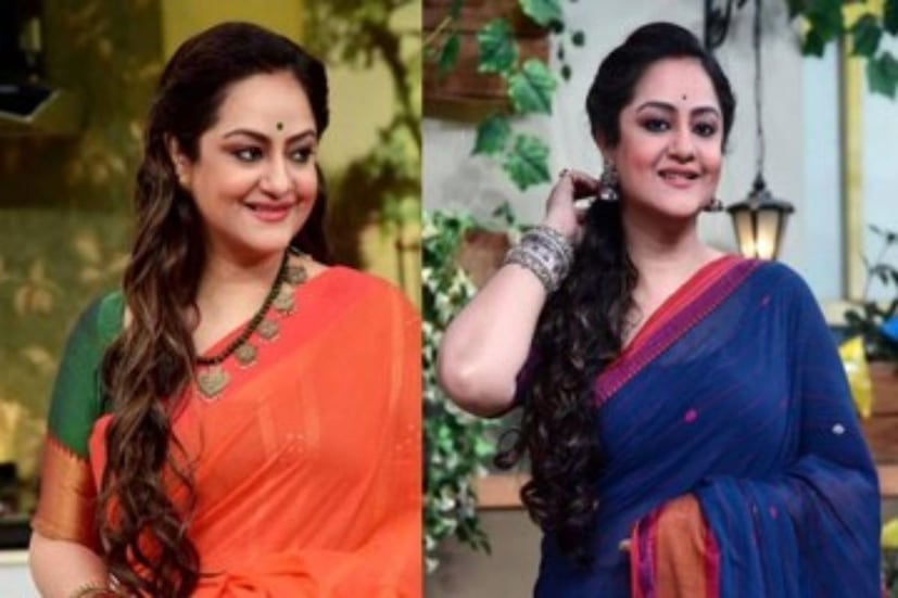 কিন্তু তার মাঝেই শাহরুখের জন্মদিনে সকলের সঙ্গে নিজের খুশিটুকু স্যোশাল মিডিয়ায় শেয়ার করে নেন তিনি। তাঁর ও অগ্নিদেব সেনের বড় ছেলে আকাশ, কিং খানের সঙ্গে ছবি তুলেছিলেন। সেই ছবিই তিনি ইনস্টাগ্রামে শেয়ার করে শাহরুখের সঙ্গে নিজের অভিজ্ঞতার কথা জানান তিনি। 