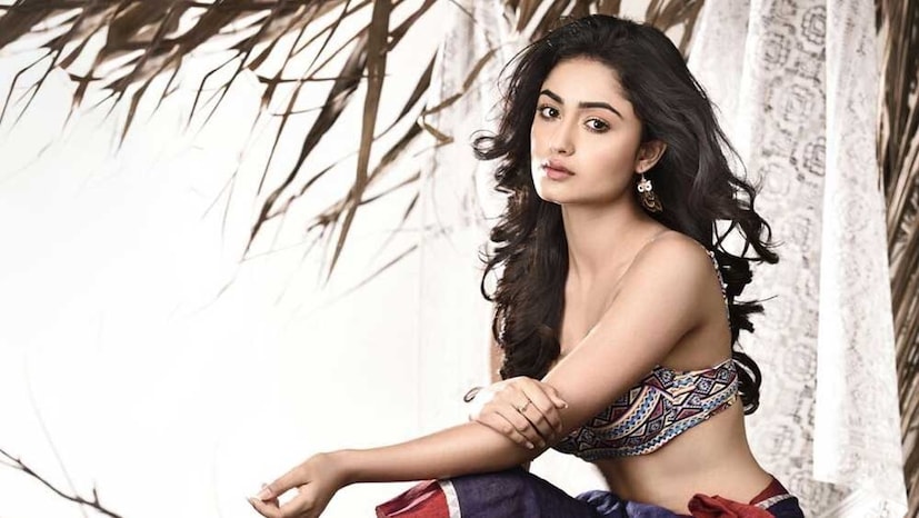 সাক্ষাৎকারে শুধু বন্ধুদের বিয়ের কথাই বলেনি বরং নিজের বিয়ের কথাও ফাঁস করেছেন৷ ত্রিধা বলেন,  আমরা দুজনেই জিনিস গোপন রাখতে বিশ্বাস করি। আমি আমার সম্পর্কের বিষয়ে খুব বেশি কিছু প্রকাশ করতে পারি না তবে আমি শুধু বলতে পারি যে আমরা দুজনেই খুব সুখী  আছি এবং আমরা পরের বছর একটি গুরুদ্বারে বিয়ে করার পরিকল্পনা করছি৷