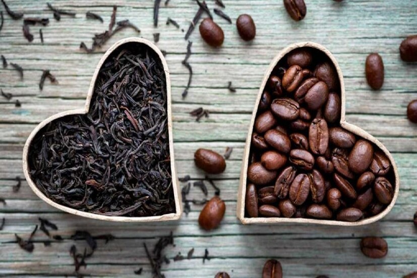 স্বাস্থ্যের জন্য উপকার চায়ে হৃদরোগের উন্নতি, স্ট্রোকের ঝুঁকি হ্রাস করে৷ এমনকী ক্যান্সারের সঙ্গে লড়াতেও কাজ করে বলে মত অনেক বিশেষজ্ঞদের৷ পার্কিনসন এবং টাইপ ২ডায়াবেটিসের মতো কিছু রোগের ঝুঁকি কম হওয়ার সঙ্গে কফি খাওয়ার সম্পর্ক রয়েছে৷