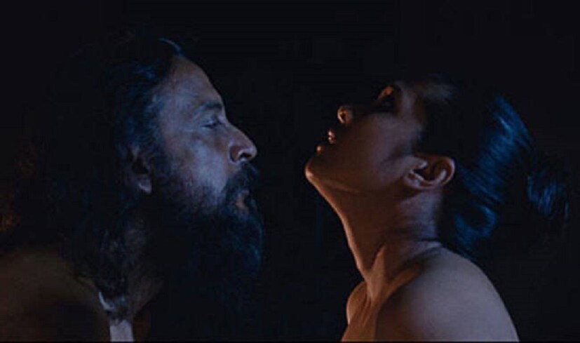 'গাণ্ডু', ও 'কসমিক সেক্স'-এ ঋ ইতিমধ্যেই বাংলা চলচ্চিত্রের জগতে সাহসী অভিনেত্রী হিসেবে পরিচিত। 'গান্ডু' ও 'কসমিক সেক্স'— দুটি ছবিতেই নগ্ন হয়ে অভিনয় করেছেন তিনি। 'গান্ডু'তে ক্যামেরায় ধরা পড়েছিল তাঁর শরীরের গোপনতম অঙ্গও। photo source collected 'গাণ্ডু', ও 'কসমিক সেক্স'-এ ঋ ইতিমধ্যেই বাংলা চলচ্চিত্রের জগতে সাহসী অভিনেত্রী হিসেবে পরিচিত। 'গান্ডু' ও 'কসমিক সেক্স'— দুটি ছবিতেই নগ্ন হয়ে অভিনয় করেছেন তিনি। 'গান্ডু'তে ক্যামেরায় ধরা পড়েছিল তাঁর শরীরের গোপনতম অঙ্গও। photo source collected