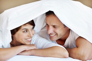 গরমেও যৌন মিলনের আনন্দকে দ্বিগুণ করতে মেনে চলুন এই টিপসগুলি