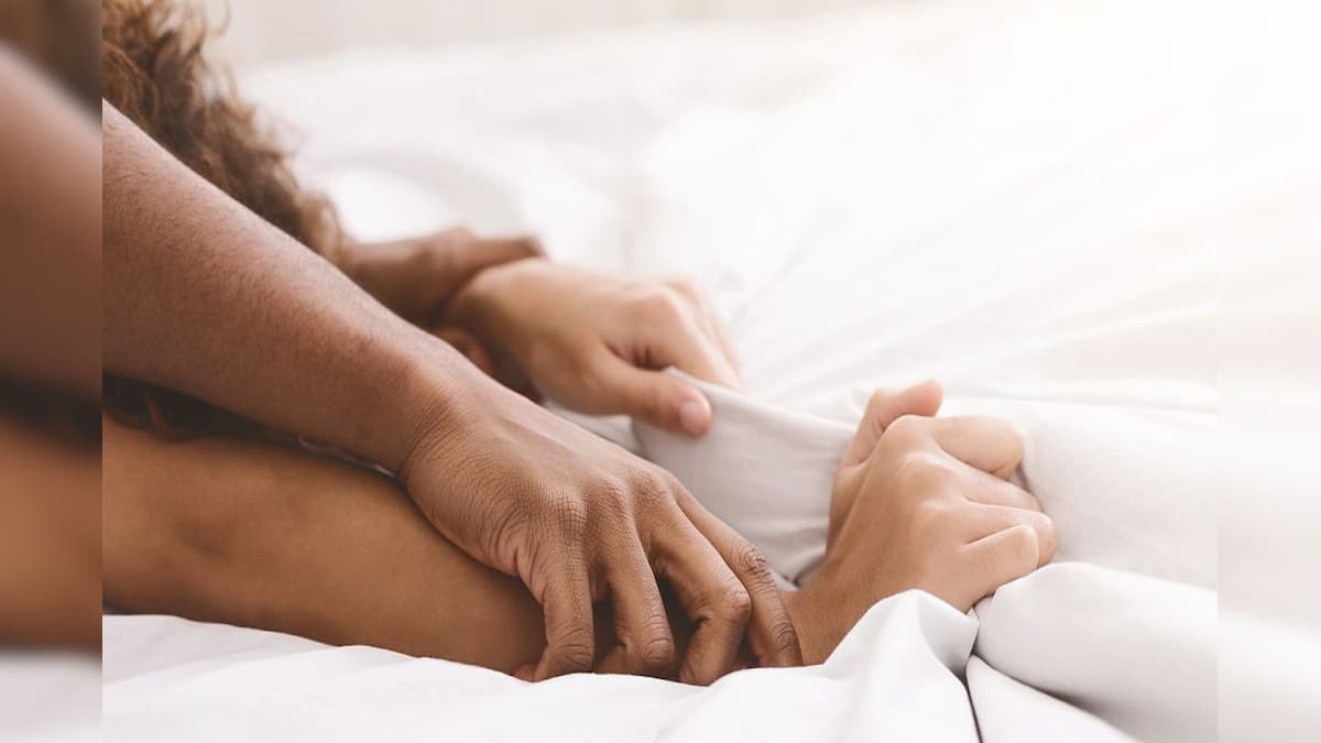 Mega kokrak bilan anal porno