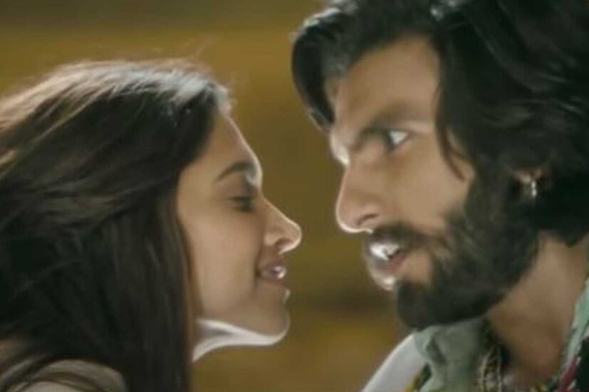 এই সময় থেকেই এই জুটি প্রেমে পড়েন। সেই প্রেমের পরিণতি বিয়ে একথা সকলেরই জানা। তবে এই ছবির সেটেই এমন একটা ঘটনা হয় যা দীপবীরের ভক্তদের অবাক করবে। 