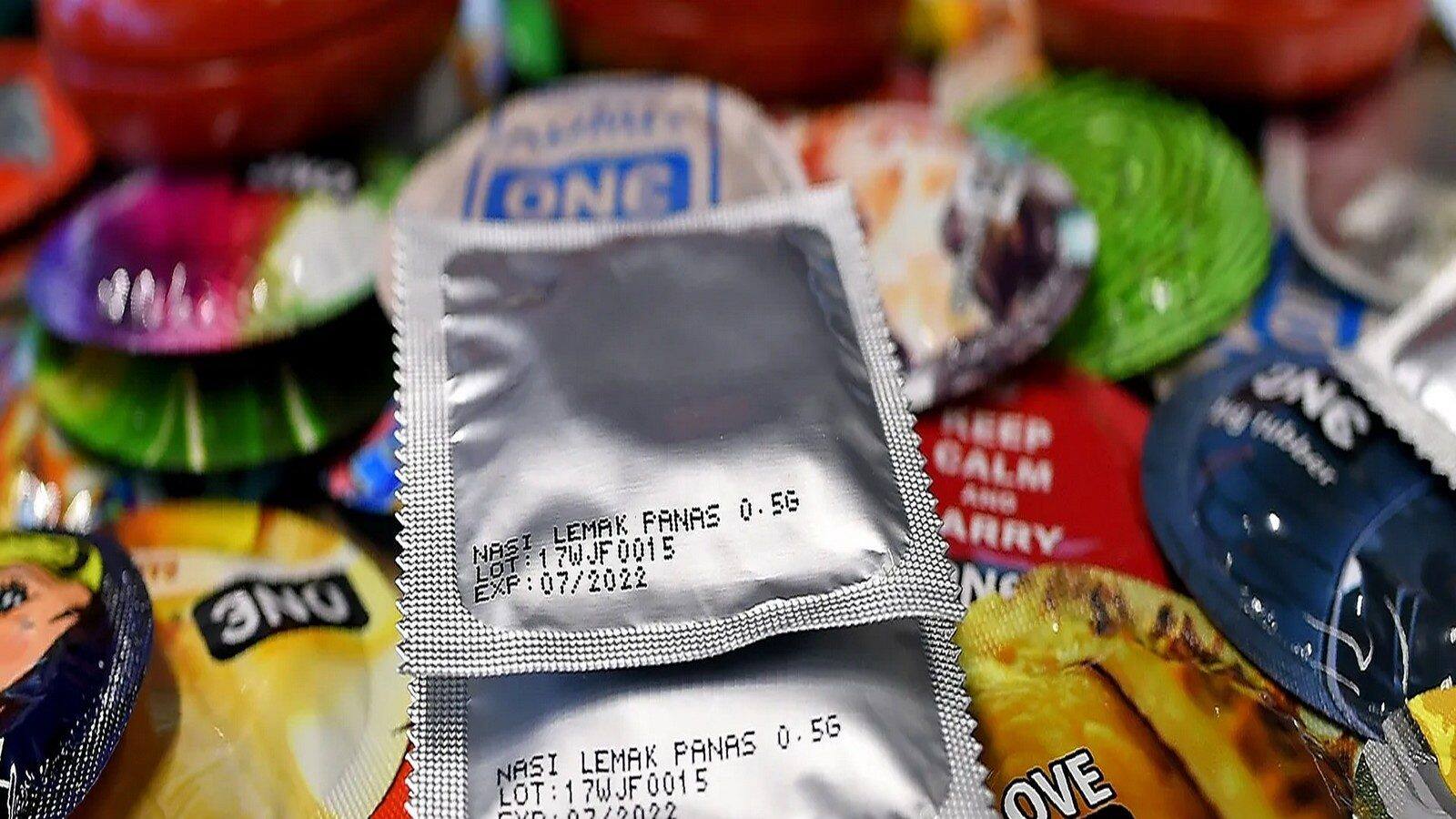 Codom Cost Pack of Condoms Costs Rs 60,000 in Venezuela: এই দেশে গেলে এক প্যাকেট ...
