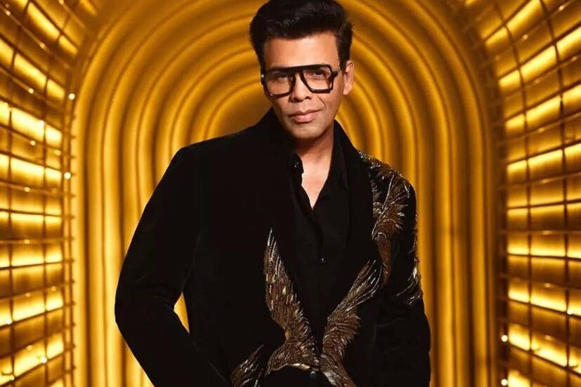 প্রেম নিয়ে প্রশ্নের মুখে পড়তে হয়েছে আদিত্যকেও। করণ জোহর প্রশ্ন করেন, ‘তুমি কি অনন্যাকে ডেট করছো?’ জানতে চেয়েছিলেন করণ। জবাবে আদিত্য জানিয়েছিলেন-‘করণ আমাকে কোনও সিক্রেট জিগ্গেস করো না, আমি মিথ্যে বলব না’।