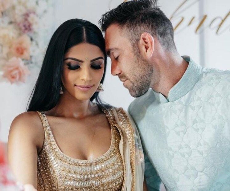 ভিনি মাঠের ছবি দিয়ে লেখেন- এই ২০১ রানের সঙ্গে অনেক আবেগ জড়িয়ে আছে। সম্প্রতি ভিনি ও ম্যাক্সি সন্তানের বাবা-মা হয়েছেন।