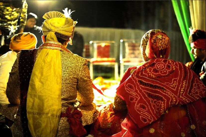 তবে বর্তমানে এই প্রথা বিলুপ্ত হয়েছে বলে শোনা যায়। আধুনিকতার সঙ্গে সঙ্গে তএই কু-প্রথা মানতে অস্বীকার করেন অনেকেই। তবে আইনকে বুড়ো আঙুল দেখিয়ে এখনও কিছু কিছু ক্ষেত্রে মান্ডিপা পুরনো নিয়মই মেনে যাচ্ছেন বলে জানা যায়।  (প্রতীকী ছবি)