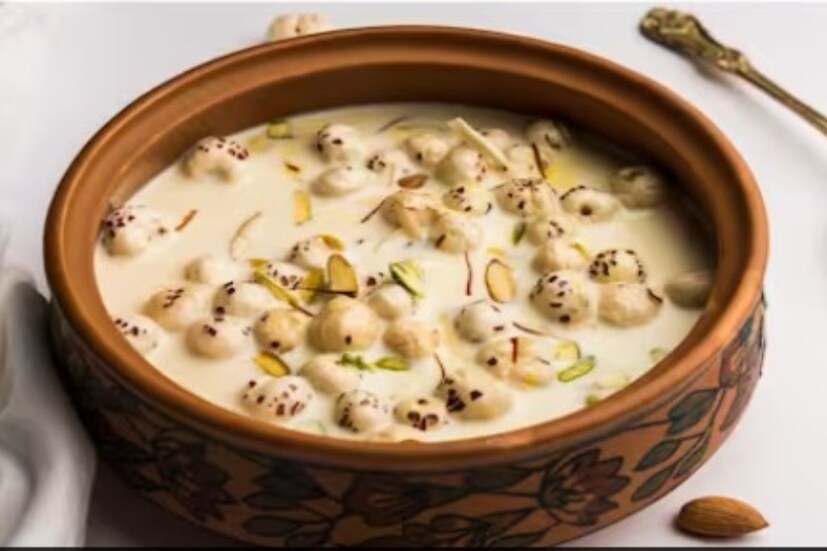 যাদের প্রায়ই গ্যাসের সমস্যা থাকে তাদের খুব বেশি মাখনা খাওয়া উচিত নয়। আসলে এতে প্রচুর পরিমাণে ফাইবার এবং প্রোটিন পাওয়া যায়, যার কারণে এটি হজম হতে বেশি সময় লাগে। এমন পরিস্থিতিতে এটি খেলে গ্যাস এবং ফোলার সমস্যা বাড়তে পারে।