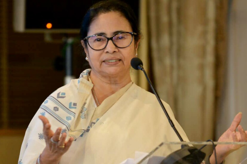 বাংলার ঐতিহ্যপূর্ণ লোকগান জগত বিখ্যাত। তাই এই সঙ্গীতের সঙ্গে যুক্ত শিল্পীদের সামাজিক উন্নয়নের ব্যবস্থা করা একান্ত জরুরী। এই কথা মাথায় রেখে ২০১৭ সালে একটি প্রকল্প চালু করেন মুখ্যমন্ত্রী মমতা বন্দোপাধ্যায়।