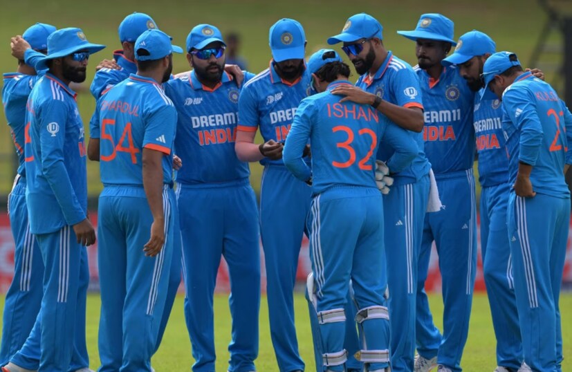 ২০১৫ সালের ওয়ানডে বিশ্বকাপও দুটি গ্রুপে অনুষ্ঠিত হয়েছিল। 'এ' গ্রুপের শীর্ষে ছিল নিউজিল্যান্ড। 'বি' গ্রুপে শীর্ষে ছিল ভারত। এই দুই দেশ বিশ্বকাপ জেতেনি সেবার। সেবার চ্যাম্পিয়ন হয়েছিস অস্ট্রেলিয়া।