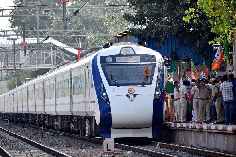ইন্ডিয়ান রেলওয়ে ক্যাটারিং অ্যান্ড ট্যুরিজম কর্পোরেশন লিমিটেড ভারত গৌরব ট্যুরিস্ট ট্রেন আগ্রা ক্যান্ট থেকে (IRCTC) চালানো শুরু করবে। যা ২৫ এপ্রিল চলা শুরু করবে এবং ৪ মে ফিরে আসবে।