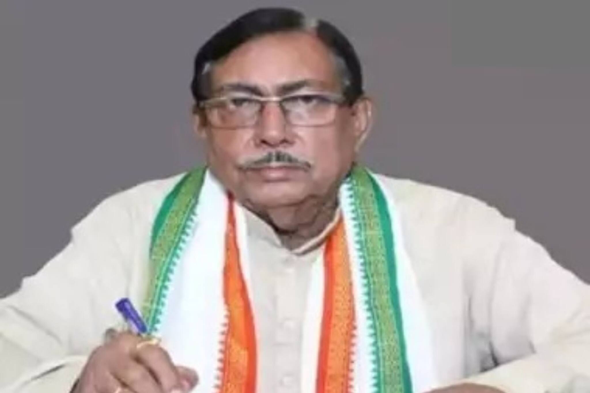 থেমে গেল বর্ষীয়ান রাজনৈতিক নেতার যাত্রা! প্রয়াত রামপিয়ারী রাম