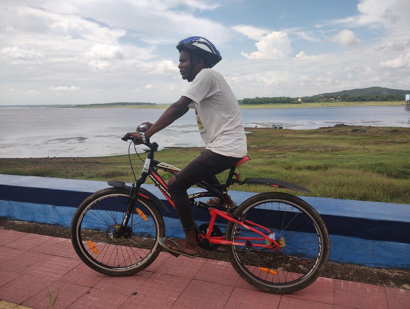 শীতে মুকুটমনিপুর ঘুরুন সাইকেলে। অত্যাধুনিক সাইকেল পেয়ে যাবেন হাতের কাছে।