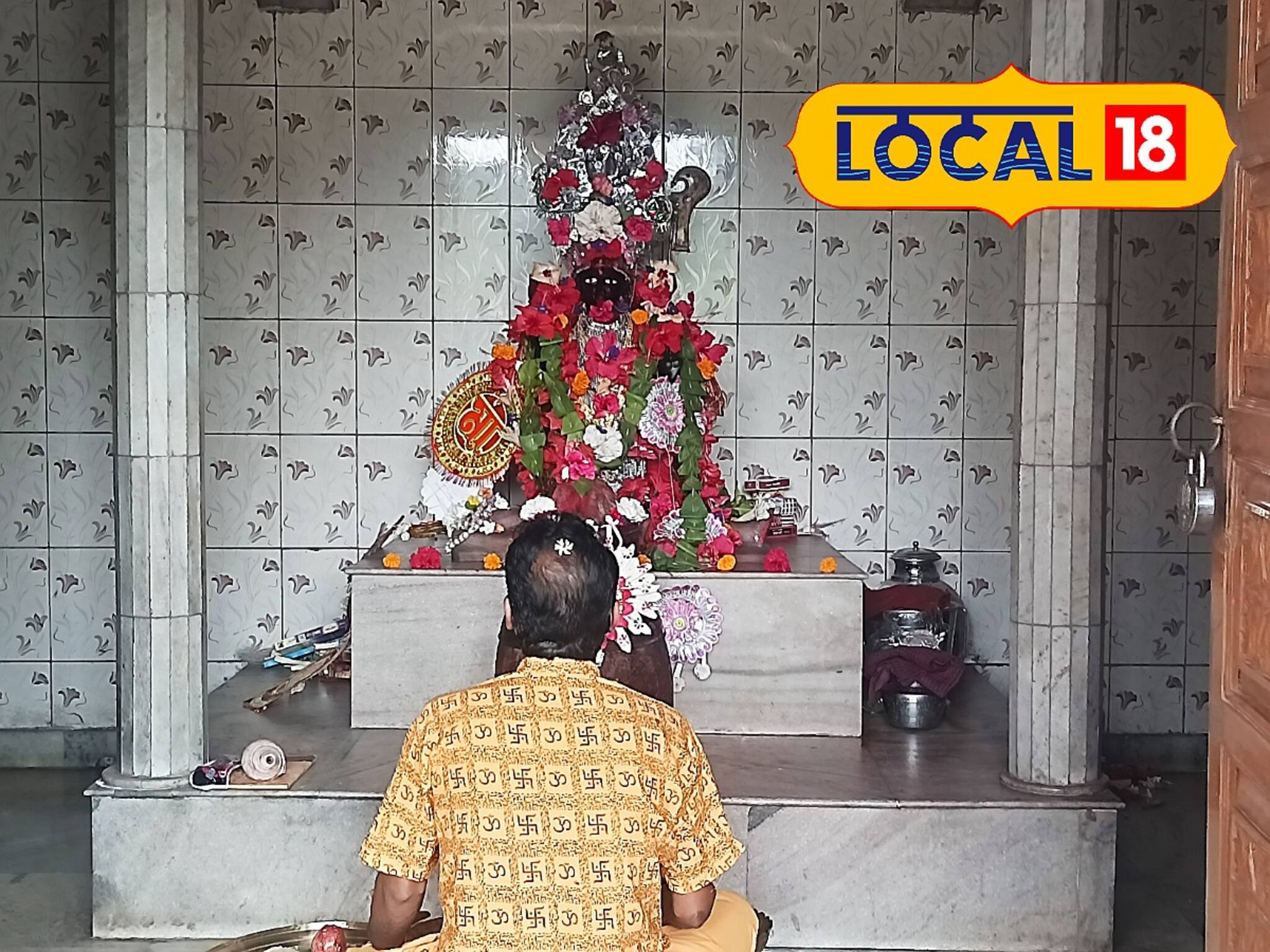 Kali Puja 2023: ঘন জঙ্গলের মাঝেই শুরু হয় আরাধনা, শতাব্দী প্রাচীন এই কালীপুজোর ইতিহাস চমকপ্রদ