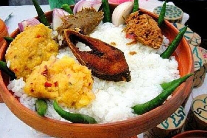 ইংরেজিতে পান্তাকে বয়েলড রাইস স্টেপড ইন কোল্ড ওয়াটারও (Boiled rice steeped in cold water) বলা হয়। তবে সব থেকে মজার হল এই পান্তার আরও একটি সহজ ইংরেজি নাম রয়েছে। photo source collected
