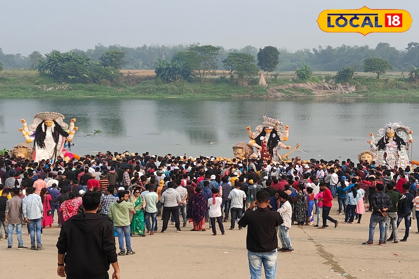 আবার পরের বছরের অপেক্ষা শুরু... ছবি ও তথ্য: মৈনাক দেবনাথ 