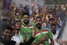 মুখ কালো করে ভারত থেকে ফিরল পাকিস্তান, দেশে ফিরতেই তারকার পদত্যাগ