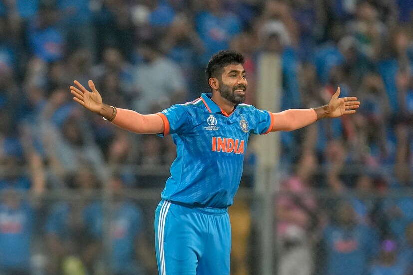প্রথম ক্রিকেটার হিসেবে আইসিসির তিন ফর্ম্যাটেই শীর্ষস্থানে এখন জসপ্রীত বুমরাহ। এর আগে ওডিআই ও টি২০-তে এক নম্বর হয়েছেন তিনি। এবার টেস্টে শীর্ষে উঠে নয়া ইতিহাস তৈরি করলেন বুমরাহ।