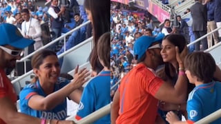 আব্রামকে চুমুতে ভরালেন দীপিকা, সুহানাকে রণবীর, শাহরুখ-সন্তানদের সঙ্গে দম্পতির মিষ্টি মুহূর্ত আব্রামকে চুমুতে ভরালেন দীপিকা, সুহানাকে রণবীর, শাহরুখ-সন্তানদের সঙ্গে দম্পতির মিষ্টি মুহূর্ত