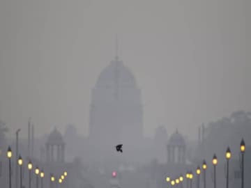দূষণে ঢেকেছে দিল্লি