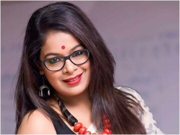 বড়সড় বিপাকে পড়েছেন ইমন চক্রবর্তী, ওপার বাংলা থেকে সাহায্য চাইলেন গায়িকা