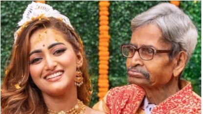 প্রয়াত 'বাবা'কে ছেলে হিসেবে কাছে পেতে চান সুদীপ্তা প্রয়াত 'বাবা'কে ছেলে হিসেবে কাছে পেতে চান সুদীপ্তা