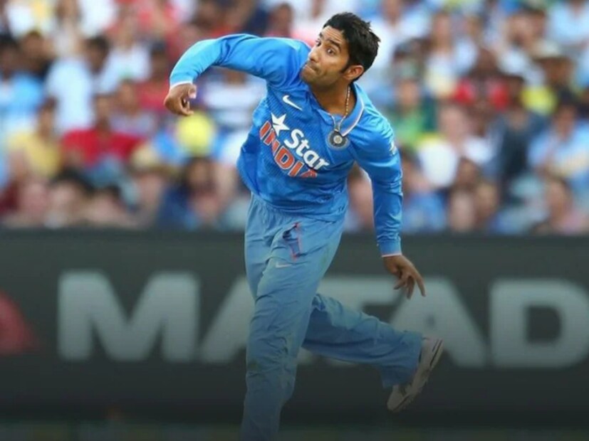 আন্তর্জাতিক ক্রিকেট থেকে অবসরের ঘোষণা করে দিলেন পঞ্জাবের গুরকিরাত সিং মান। ২০১৬ সালে ভারতের হয়ে অভিষেক হয়েছিল তাঁর। ভারতীয় দলের ক্যাপ মাথায় তোলার পাশাপাশি পাঞ্জাব কিংস, গুজরাত টাইটানস এবং কলকাতা নাইট রাইডার্স, আরসিবি সহ আইপিএলের বেশ কয়েকটি ফ্র্যাঞ্চাইজির হয়ে খেলেছেন গুরকিরাত সিং মান।