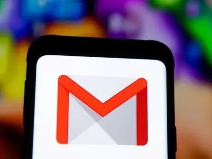 অনিচ্ছাকৃত ভাবে কোনও তথ্যের ক্ষতি যাতে নাহয় সেজন্য Google ব্যবহারকারীদের কাছে নোটিফিকেশন পাঠাচ্ছে।