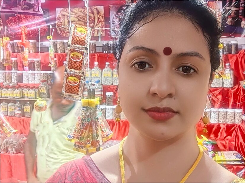 বিশ্বকাপ ফাইনালে হার হয়েছে ভারতের। বিশ্বকাপ শেষে ভেঙে পড়েন মহম্মদ শামি। এর মধ্যেই বড় পোস্ট করলেন হাসিন জাহান। (ছবি সৌজন্যে- হাসিন জাহানের ফেসবুক প্রোফাইল)