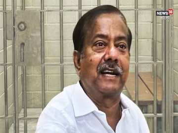 জ্যোতিপ্রিয়র মুখে কার নাম?