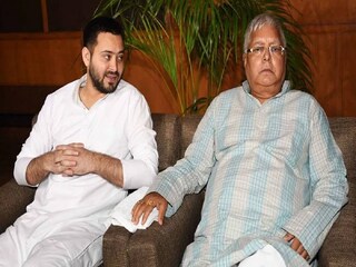 ছেলে সহ কলকাতায় লালু