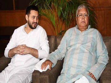 ছেলে সহ কলকাতায় লালু