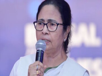 মুখ্যমন্ত্রী মমতা বন্দ্যোপাধ্যায়৷ ফাইল ছবি 