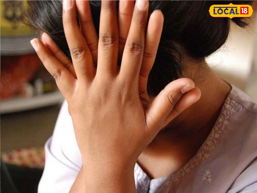 *মানসিক অস্থিরতায় ভুগছেন? মাথায় অনেক চাপ রয়েছে? নিমেষেই আপনার সব চাপ দূর হবে এই পাতার রসে। জানেন আপনার বাড়ির উঠোনে বেড়ে উঠছে এই গাছ। ঝোপঝাড় ভেবে ভুল করবেন না। সংগৃহীত ছবি। 
