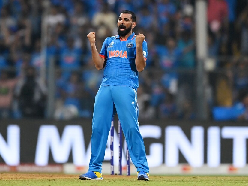 শামি নিজের রেকর্ড নিয়ে বলেন, এসব জানতে পারি সোশ্যাল মিডিয়া থেকে। মাঠে নামার আগে এসব রেকর্ড মাথায় থাকে না। নিজের সেরাটা দেওয়ার চেষ্টা করি। আমরা সবাই দলের জন্য পারফর্ম করি। 