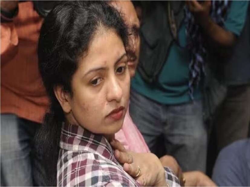 '‘আদালতে সবাই ম্যানেজ করছিল, আমার আইনজীবী টাকা নিয়ে আমার মামলা খারিজ করার চেষ্টা করছিল। আপনি বলুন, আমি যদি ভুল হয়ে থাকি তাহলে কি মহম্মদ শামিকে এসব অবৈধ কাজ করতে হত? আমি ২০১৮ সালে ১২৫টি অন্তর্বর্তীকালীন একটি মামলা দায়ের করেছি, যেখানে বিচারক একটিও শুনানি করেননি এবং কেবল তারিখের পর তারিখ দিতে থাকতেন৷’’