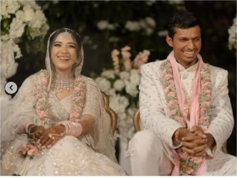 নভদীপ সাইনি বিয়ের ছবি সোশ্যাল মিডিয়ায় পোস্ট করে ক্যাপশন লিখেছেন, '‘তোমার সঙ্গে, প্রতিটি দিনই ভালোবাসার দিন। আজ আমরা সিদ্ধান্ত নিয়েছি যে আমরা চিরকাল একসঙ্গে থাকব। আপনাদের সকলের আশীর্বাদ থাকুক, আমরা আমাদের জীবনের একটি নতুন অধ্যায় শুরু করেছি।’’ (Saini/Instagram)