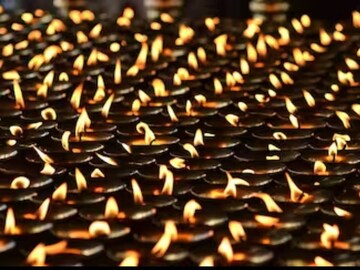 চোদ্দ শাক ও চোদ্দ বাতি ছাড়া আর কী কী রীতি পালন করবেন ভূত চতুর্দশীতে? জানুন