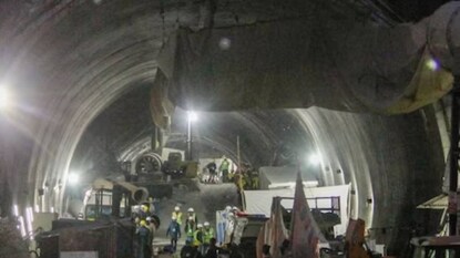 আটকে থাকা শ্রমিকদের মধ্যে ছিলেন এ রাজ্যের তিন বাসিন্দাও আটকে থাকা শ্রমিকদের মধ্যে ছিলেন এ রাজ্যের তিন বাসিন্দাও