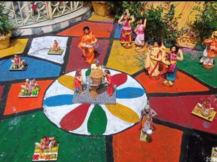 আজ কার্তিক পূর্ণিমাও পালিত হচ্ছে দেশের বিভিন্ন অংশে৷ বারাণসীতে গতকাল থেকে সাজো সাজো রব দেব দীপাবলি উপলক্ষে৷
