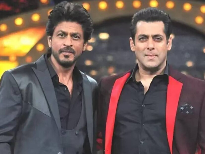 সলমন আরও বলেন, &quot;টাইগার এবং পাঠান-এ আমরা শুধু অতিথি শিল্পী হিসাবে ছিলাম। তাতেই দর্শকের উপর বিশাল প্রভাব পড়েছে। তারা আমাদের জয়-বীরুর সঙ্গে তুলনা করেছে। শাহরুখ হল জয়, আমি বীরু।&quot;সলমন আরও বলেন, &quot;টাইগার এবং পাঠান-এ আমরা শুধু অতিথি শিল্পী হিসাবে ছিলাম। তাতেই দর্শকের উপর বিশাল প্রভাব পড়েছে। তারা আমাদের জয়-বীরুর সঙ্গে তুলনা করেছে। শাহরুখ হল জয়, আমি বীরু।&quot;