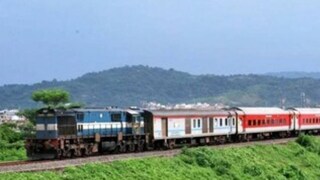 উৎসব স্পেশাল ট্রেনগুলি কামাখ্যা-গোরক্ষপুর এবং কাটিহার-মুম্বই সেন্ট্রালের মধ্যে চলাচল করবে