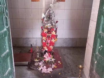 বর্ধমানের বিদ্যাসুন্দর কালীবাড়ির সঙ্গে জড়িয়ে রয়েছে নানা স্বাদের গল্প